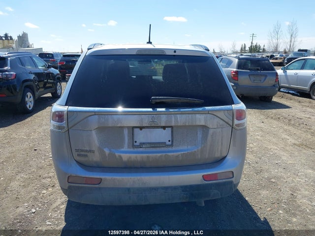 JA4JZ4AX3EZ600733 Mitsubishi OUTLANDER GT