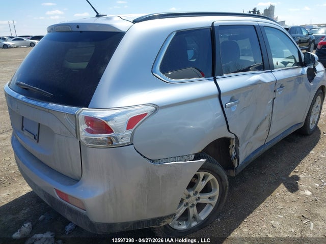 JA4JZ4AX3EZ600733 Mitsubishi OUTLANDER GT