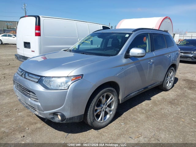 JA4JZ4AX3EZ600733 Mitsubishi OUTLANDER GT