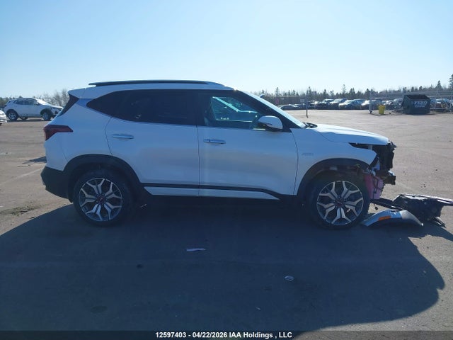 Продажа на аукционе авто 2022 Kia Seltos Sx, vin: KNDETCA29N7346142, номер лота: 12597403
