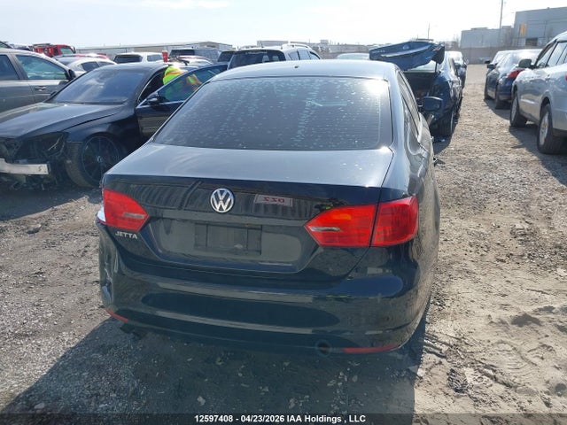 2013 Volkswagen Jetta 2.0l Trendline/2.0l Trendline+ მანქანა იყიდება აუქციონზე, vin: 3VW2K7AJ3DM442256, აუქციონის ნომერი: 12597408