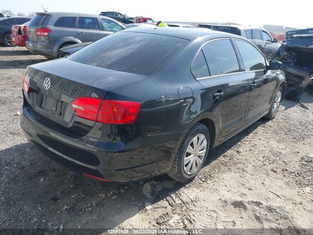 2013 Volkswagen Jetta 2.0l Trendline/2.0l Trendline+ მანქანა იყიდება აუქციონზე, vin: 3VW2K7AJ3DM442256, აუქციონის ნომერი: 12597408