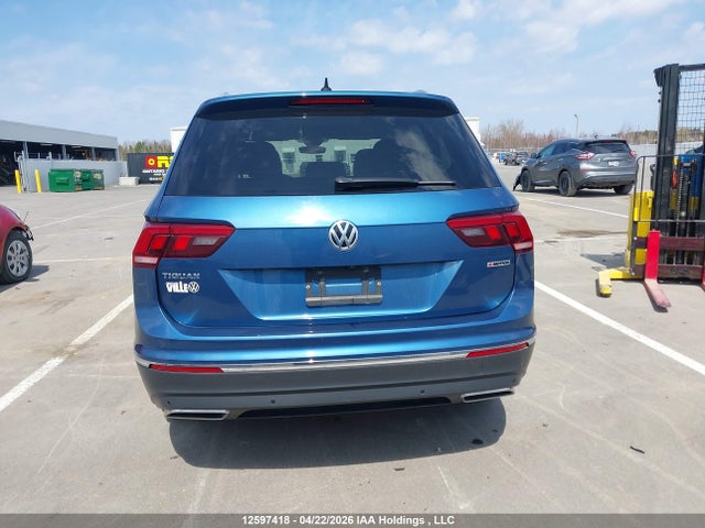 12597418 :رقم المزاد ، 3VV4B7AX8LM085236 vin ، 2020 Volkswagen Tiguan Sel Premium R-line مزاد بيع
