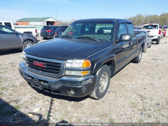 12597430 :رقم المزاد ، 2GTEC19V731351868 vin ، 2003 Gmc New Sierra C1500 مزاد بيع