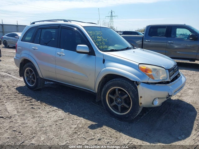 2005 Toyota Rav4 მანქანა იყიდება აუქციონზე, vin: JTEHD20V756044592, აუქციონის ნომერი: 12597454