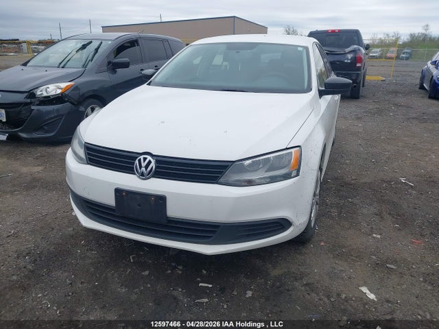 12597466 :رقم المزاد ، 3VW2K7AJ7DM440915 vin ، 2013 Volkswagen Jetta 2.0l Trendline/2.0l Trendline+ مزاد بيع