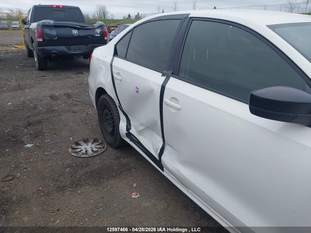 12597466 :رقم المزاد ، 3VW2K7AJ7DM440915 vin ، 2013 Volkswagen Jetta 2.0l Trendline/2.0l Trendline+ مزاد بيع