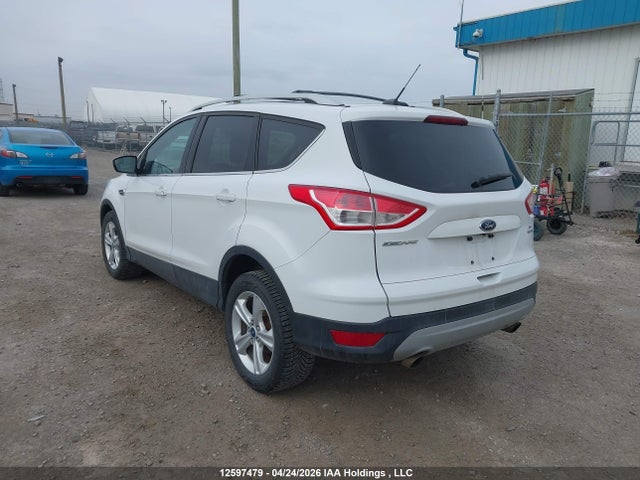 1FMCU9GX3EUA79717 Ford ESCAPE SE