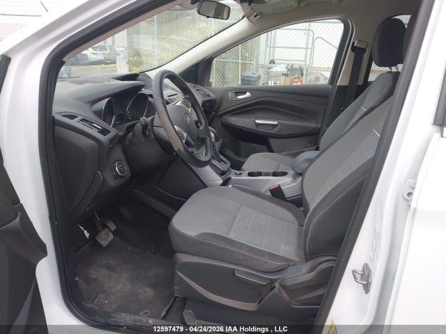 1FMCU9GX3EUA79717 Ford ESCAPE SE