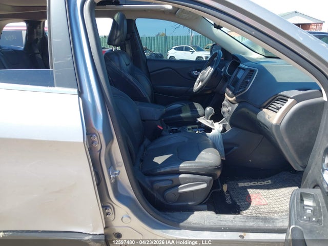 1C4PJMDS6GW124876 Jeep Cherokee Limited