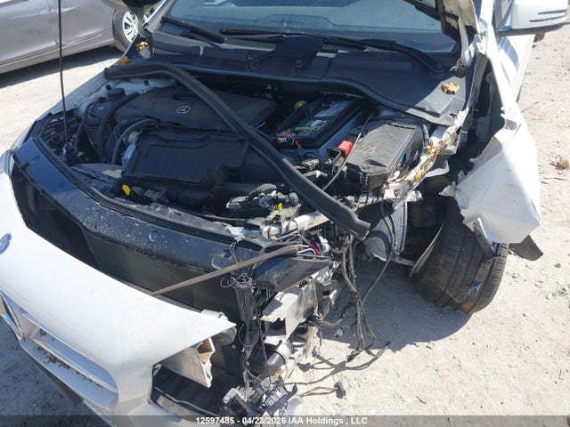 WDDMH4EBXGJ410939 Mercedes-Benz B250