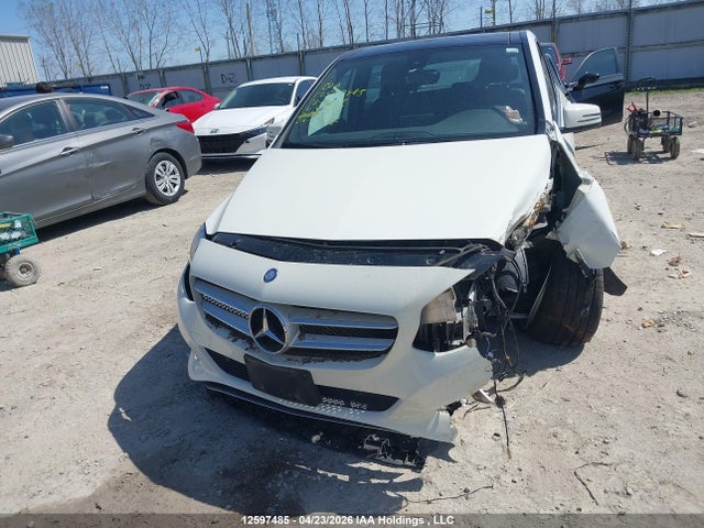 WDDMH4EBXGJ410939 Mercedes-Benz B250