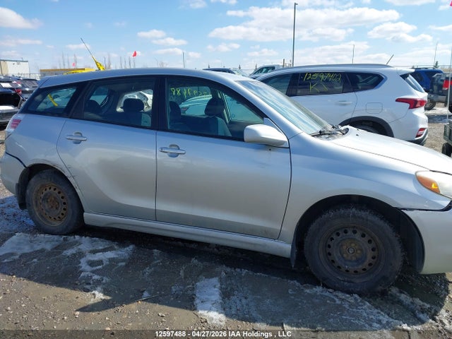 2006 Toyota Matrix Wagon მანქანა იყიდება აუქციონზე, vin: 2T1KR32E96C561692, აუქციონის ნომერი: 12597488