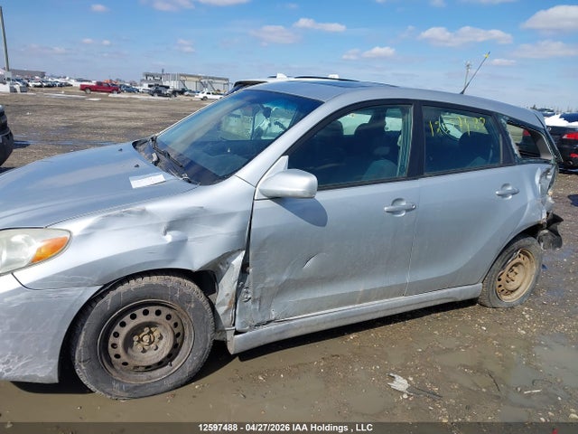 2006 Toyota Matrix Wagon მანქანა იყიდება აუქციონზე, vin: 2T1KR32E96C561692, აუქციონის ნომერი: 12597488