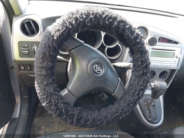2006 Toyota Matrix Wagon მანქანა იყიდება აუქციონზე, vin: 2T1KR32E96C561692, აუქციონის ნომერი: 12597488