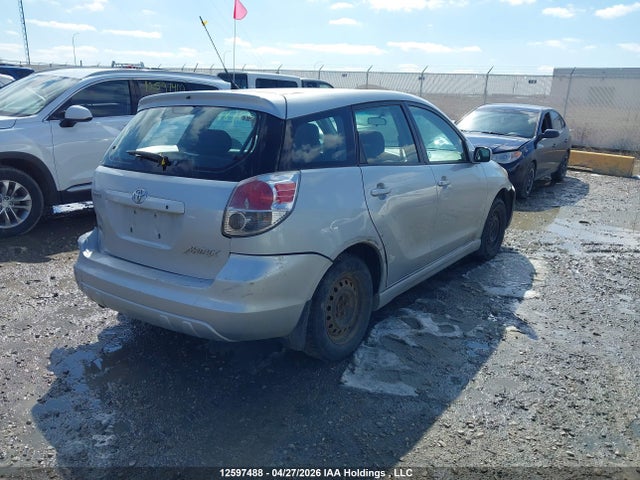 2006 Toyota Matrix Wagon მანქანა იყიდება აუქციონზე, vin: 2T1KR32E96C561692, აუქციონის ნომერი: 12597488
