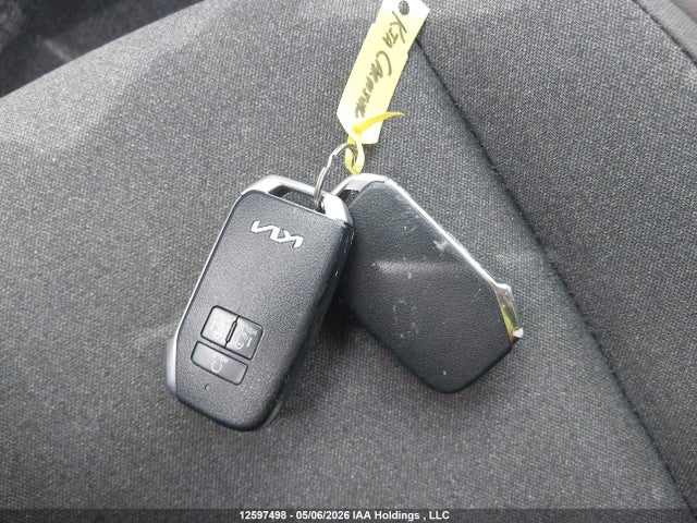 Продаж на аукціоні авто 2022 Kia Carnival Lx, vin: KNDNB5H38N6167500, номер лоту: 12597498