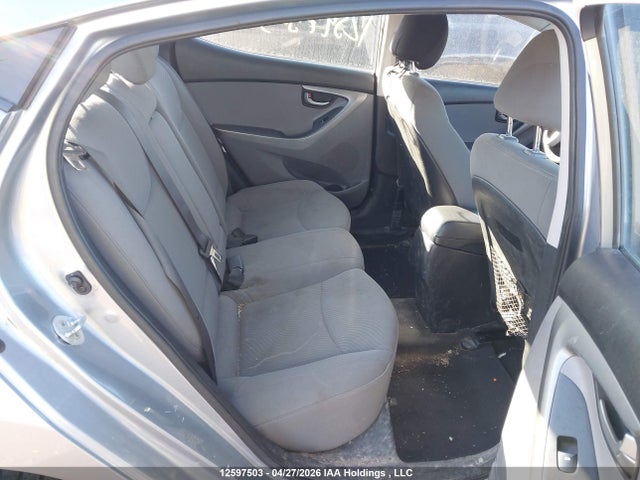 5NPDH4AE5FH628627 Hyundai Elantra L