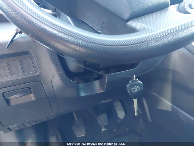 2013 Toyota Matrix მანქანა იყიდება აუქციონზე, vin: 2T1KU4EE6DC036134, აუქციონის ნომერი: 12561360