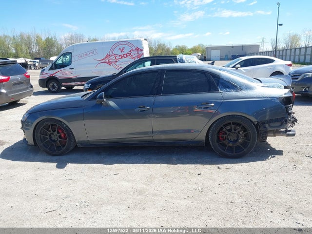 WAUC4AF45RA028298 Audi S4 Prestige