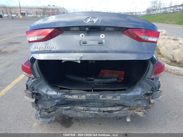 Продажа на аукционе авто 2018 Hyundai Elantra, vin: KMHD84LFXJU639770, номер лота: 12597529