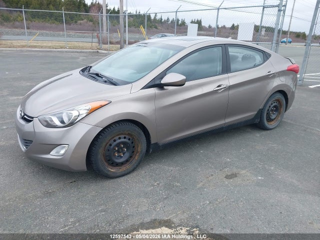 2013 Hyundai Elantra Gls/limited მანქანა იყიდება აუქციონზე, vin: 5NPDH4AE5DH259197, აუქციონის ნომერი: 12597543