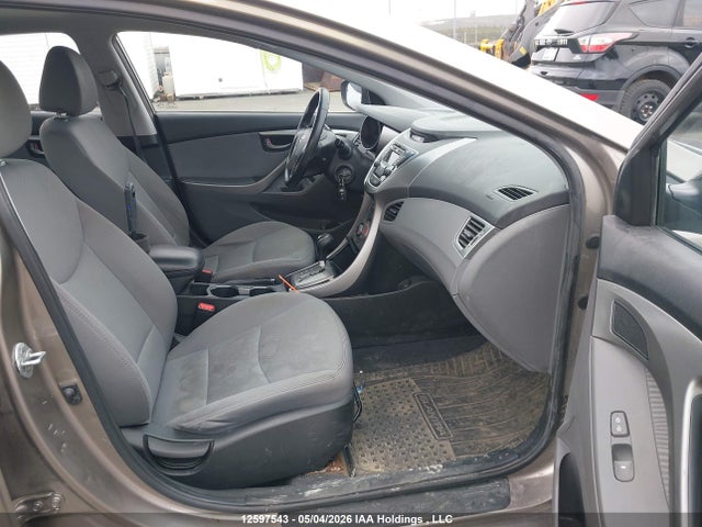 2013 Hyundai Elantra Gls/limited მანქანა იყიდება აუქციონზე, vin: 5NPDH4AE5DH259197, აუქციონის ნომერი: 12597543