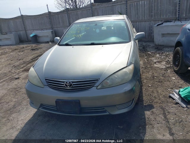 12597567 :رقم المزاد ، 4T1BE32K86U695822 vin ، 2006 Toyota Camry Le/xle/se مزاد بيع