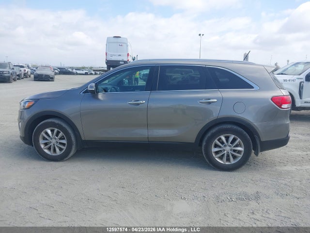 5XYPG4A32JG370971 KIA Sorento Lx/l