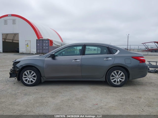 12597576 :رقم المزاد ، 1N4AL3AP7GN351659 vin ، 2016 Nissan Altima 2.5/2.5 S/2.5 Sl Tech/2.5 Sr/2.5 Sv مزاد بيع