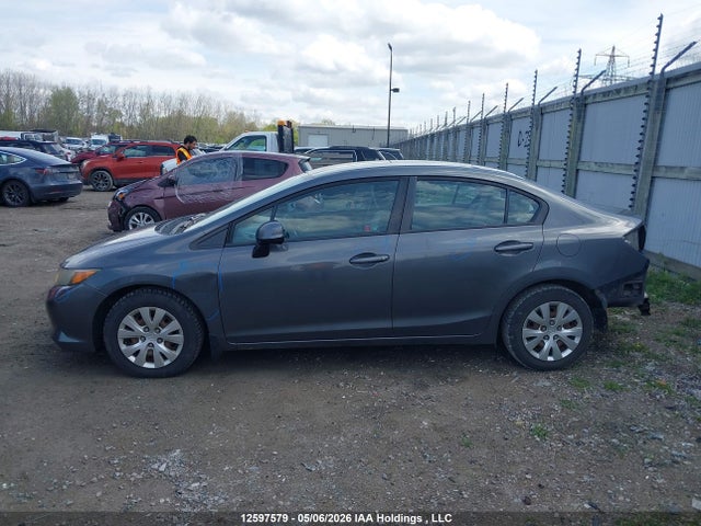 Продаж на аукціоні авто 2012 Honda Civic Lx, vin: 2HGFB2F46CH107386, номер лоту: 12597579