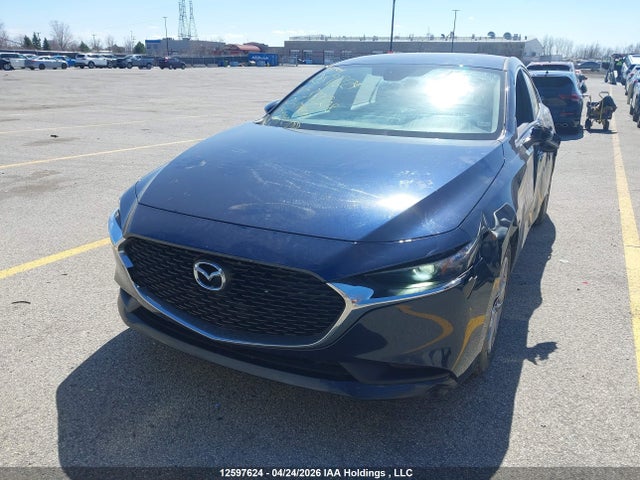 Aukcja sprzedaży 2021 Mazda Mazda3 Gx, vin: JM1BPAB72M1333708, numer aukcji: 12597624