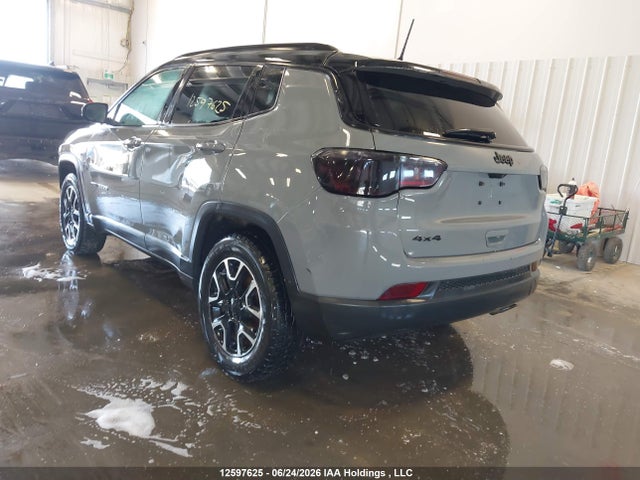 3C4NJDAB3MT528098 Jeep Compass Sport