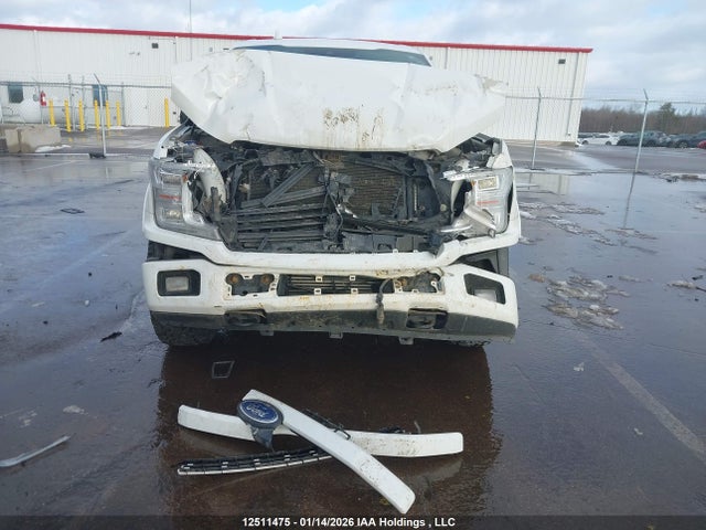 1FTFW1EG2JFA50949 Ford F-150 Lariat