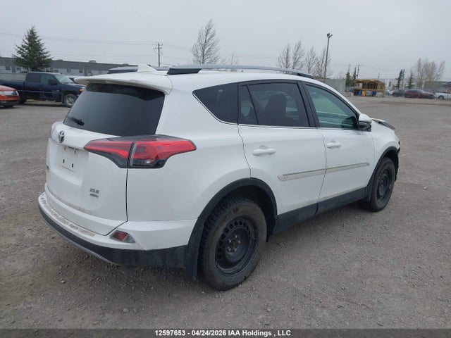 2017 Toyota Rav4 Xle მანქანა იყიდება აუქციონზე, vin: 2T3RFREV7HW692778, აუქციონის ნომერი: 12597653