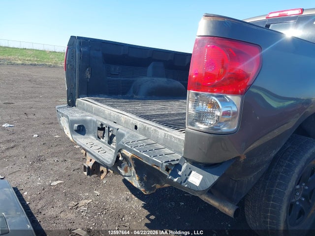 2007 Toyota Tundra Sr5 4.7l V8 მანქანა იყიდება აუქციონზე, vin: 5TBBT54197S457230, აუქციონის ნომერი: 12597664