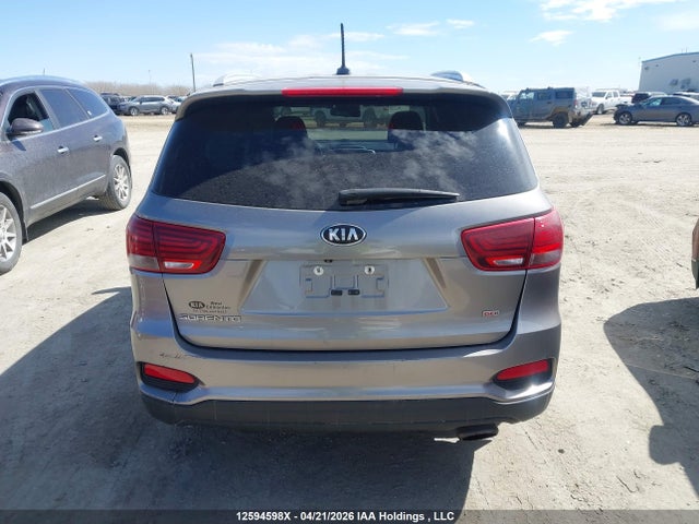 5XYPGDA37KG557804 KIA Sorento 2.4l Lx