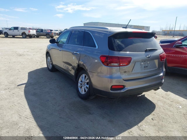 5XYPGDA37KG557804 KIA Sorento 2.4l Lx