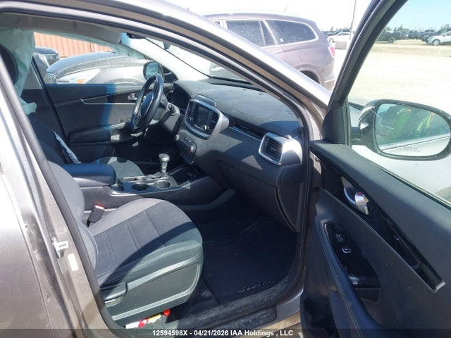 5XYPGDA37KG557804 KIA Sorento 2.4l Lx
