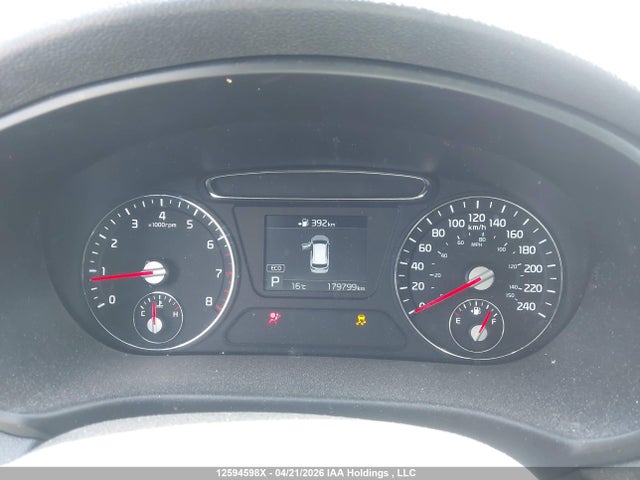 5XYPGDA37KG557804 KIA Sorento 2.4l Lx