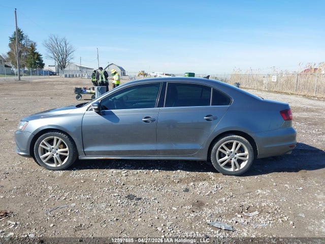 2017 Volkswagen Jetta Sel/sel Premium მანქანა იყიდება აუქციონზე, vin: 3VWL17AJ5HM265433, აუქციონის ნომერი: 12597685