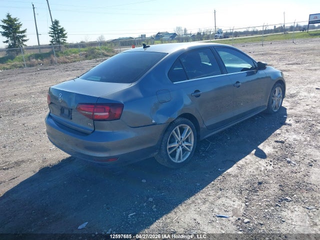 2017 Volkswagen Jetta Sel/sel Premium მანქანა იყიდება აუქციონზე, vin: 3VWL17AJ5HM265433, აუქციონის ნომერი: 12597685