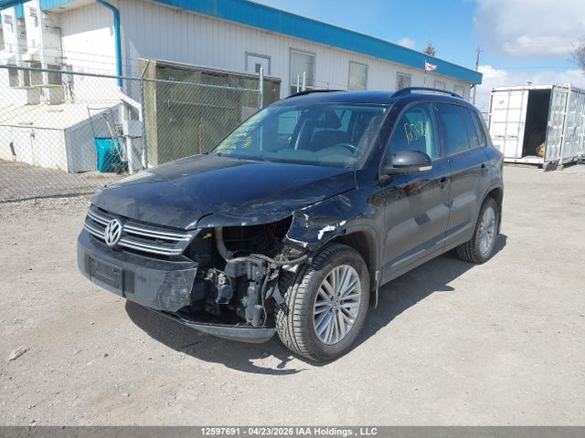 WVGJV7AX0FW115130 Volkswagen Tiguan S/se/sel/r-line