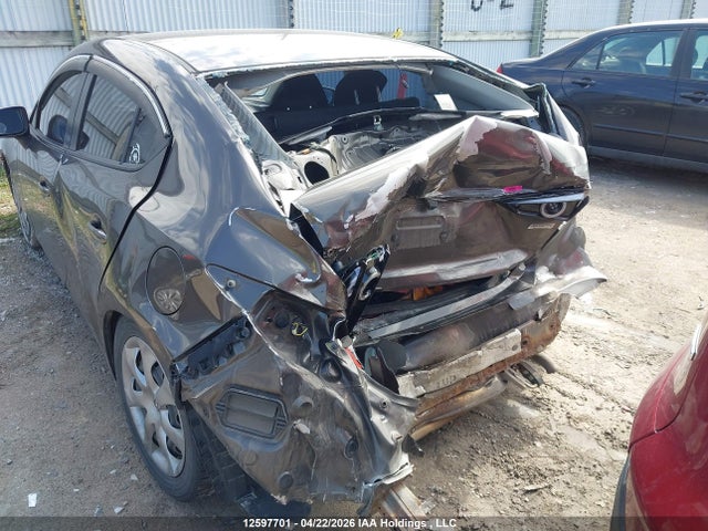 JM1BM1U75F1252002 Mazda 3 SPORT