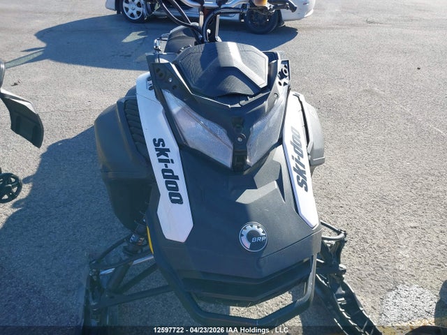 Skidoo Skidoo. 2022 2BPSKCNA7NV000927 Image 10