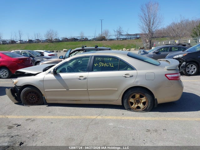 2007 Toyota Camry Ce/le/xle/se მანქანა იყიდება აუქციონზე, vin: 4T1BE46K47U534692, აუქციონის ნომერი: 12597724
