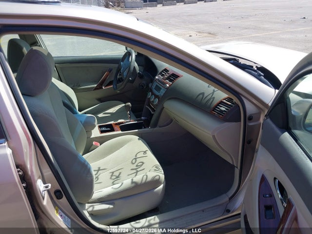 2007 Toyota Camry Ce/le/xle/se მანქანა იყიდება აუქციონზე, vin: 4T1BE46K47U534692, აუქციონის ნომერი: 12597724