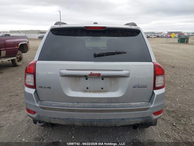 1C4NJDAB3GD769976 Jeep Compass Sport/north