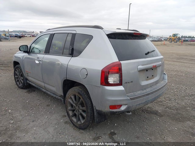1C4NJDAB3GD769976 Jeep Compass Sport/north