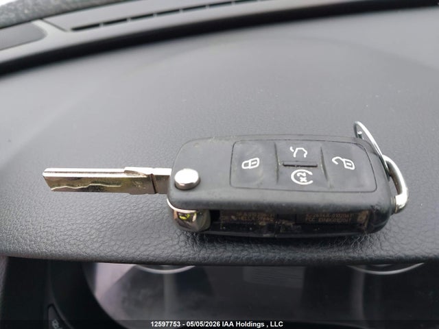 Продажа на аукционе авто 2013 Volkswagen Passat 2.5l Highline, vin: 1VWCH7A35DC117047, номер лота: 12597753